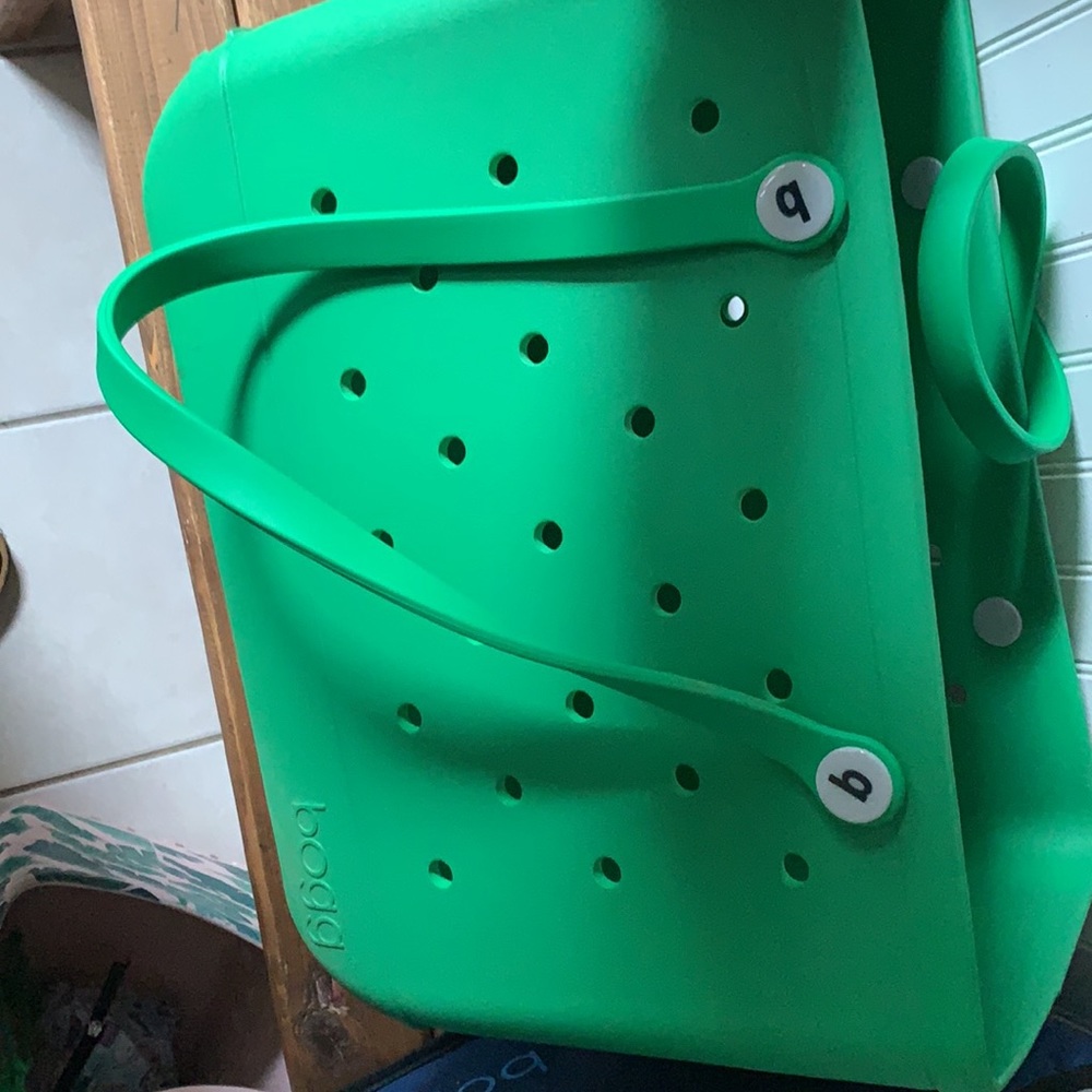 Green bogg bag *** reserved**
